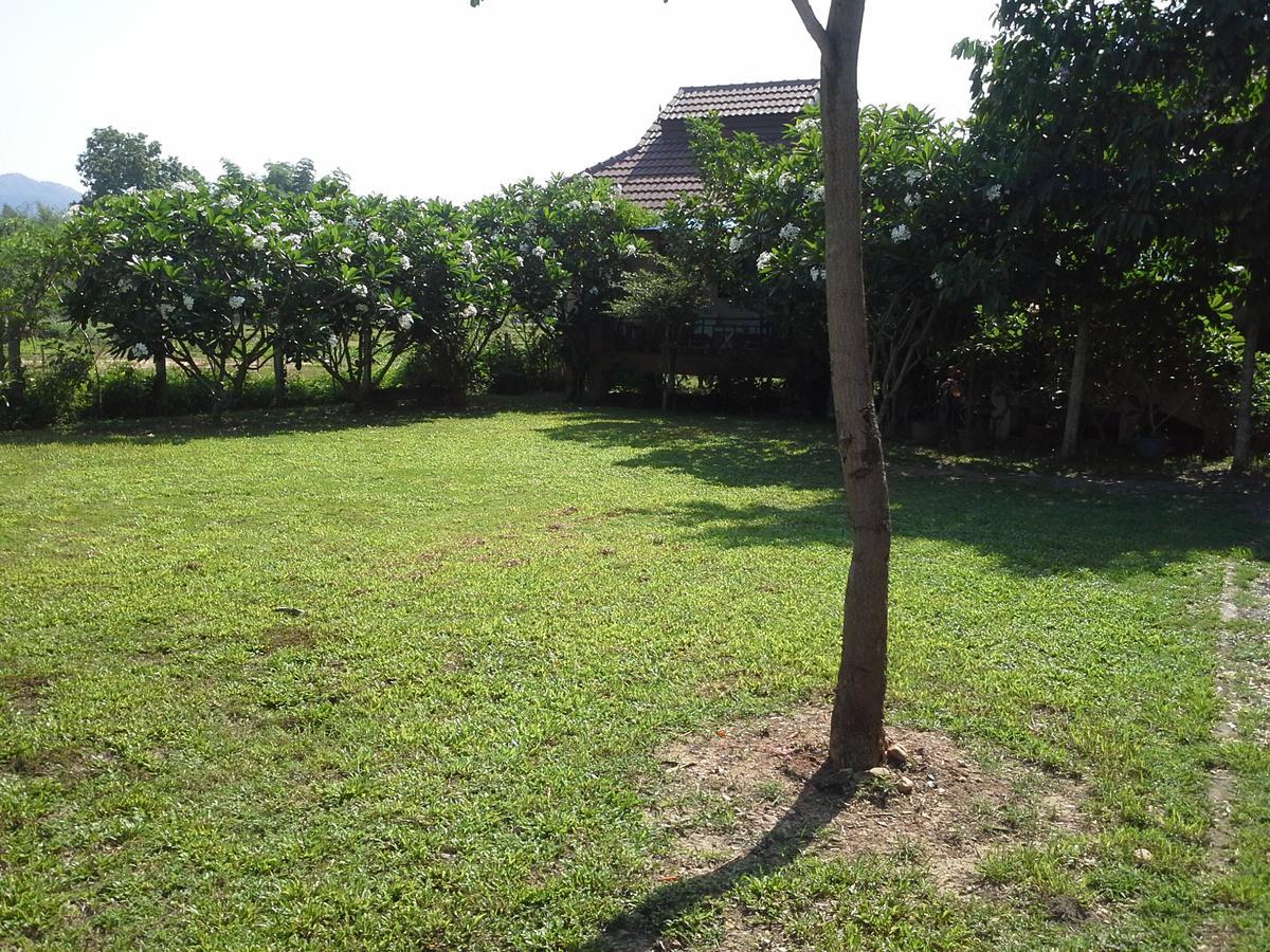 Jamjuree Garden Bed & Breakfast Ban Thung Ma Nieo Ngoại thất bức ảnh
